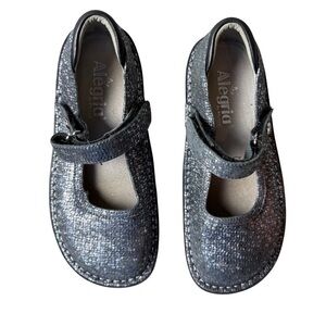 Alegria BEL-162 Womens Metallic Silver Mary Jane Shoes Leather Nurse 35/US 5-5.5